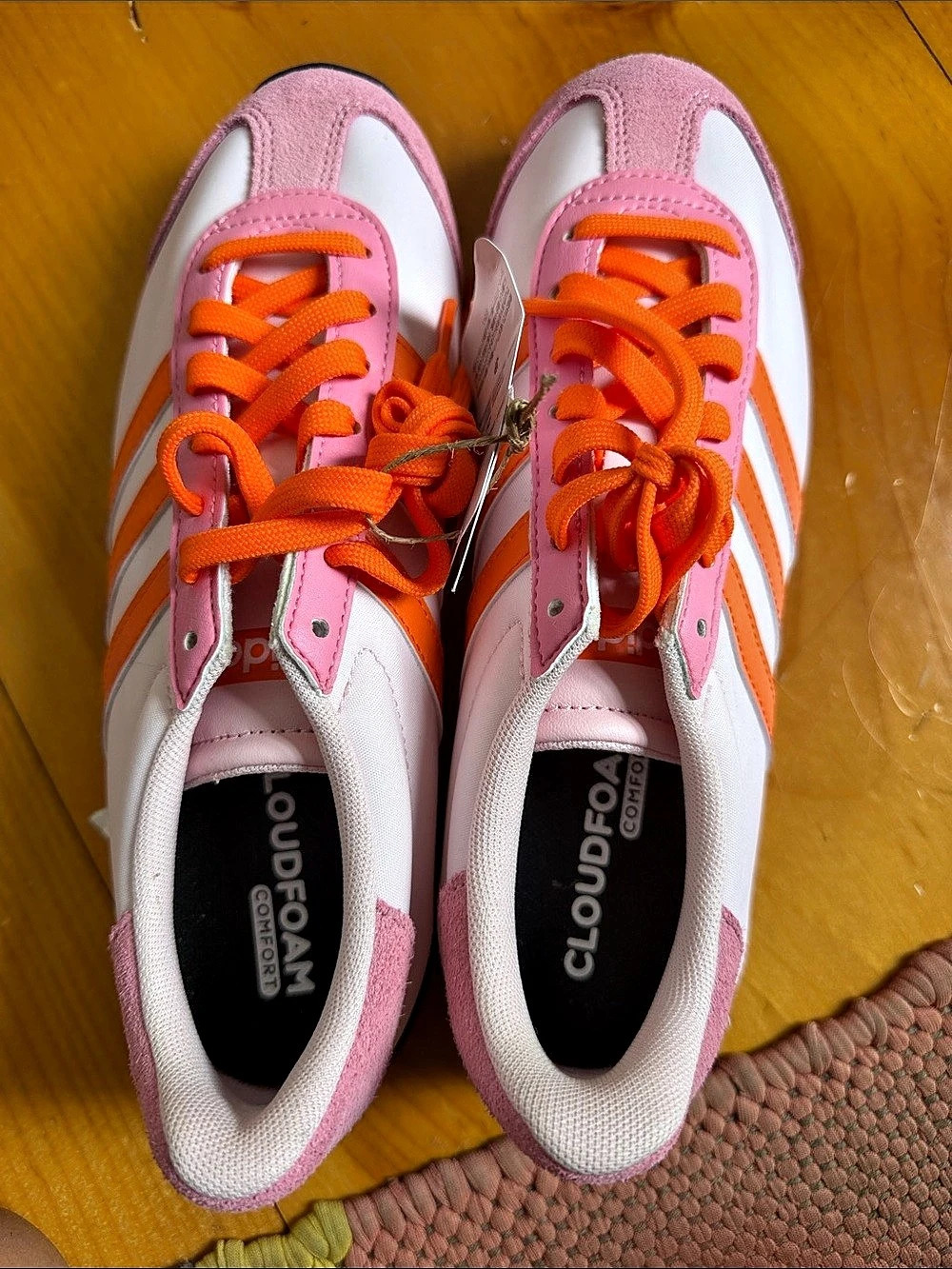 adidas Runvista Pink Orange Sneakers US 7 NWT - Picture 3 of 5